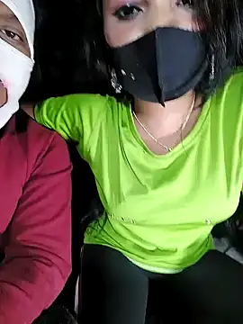 Snapshot of ascuple chatting on December 23, 5:22 pm ascuple online show from December 23, 5:22 pm