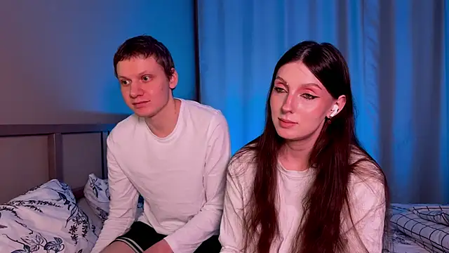 eternal dream  online show from March 22, 10:15 pm