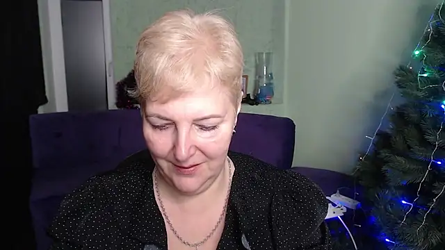 Snapshot of Sandra_Snow chatting on January 10, 6:06 pm Sandra Snow online show from January 10, 6:06 pm