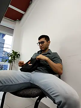 alexdesire online show from November 26, 10:11 pm