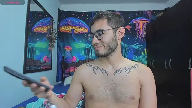 alexdesire online show from February 28, 8:43 pm