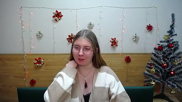 Snapshot of RysaKosaYlya chatting on January 3, 3:22 pm RysaKosaYlya online show from January 3, 3:22 pm