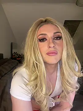 littlebambi26 online show from April 10, 11:20 pm