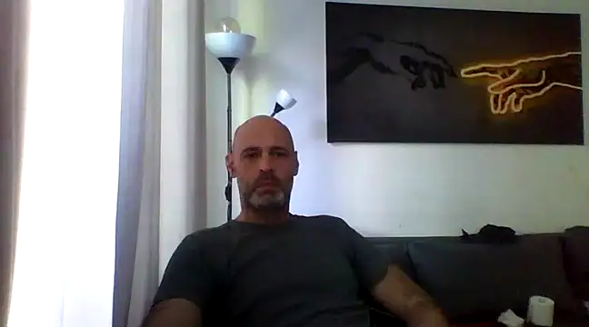 Avamereandmikel online show from December 26, 11:21 am
