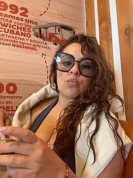 Snapshot of Gabriela-Parker_ chatting on November 23, 7:57 pm Gabriela-Parker online show from November 23, 7:57 pm