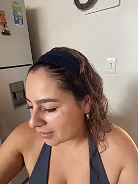 Snapshot of Gabriela-Parker_ chatting on December 4, 6:16 pm Gabriela-Parker online show from December 4, 6:16 pm