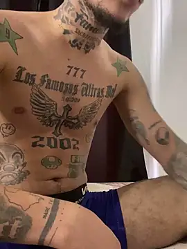 Junihn0 online show from December 25, 5:15 pm