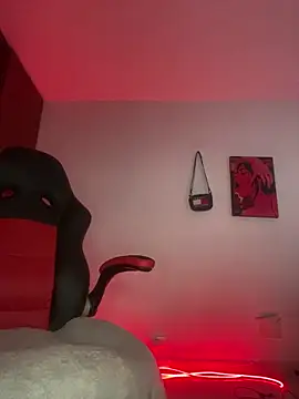 Junihn0 online show from February 5, 4:03 pm