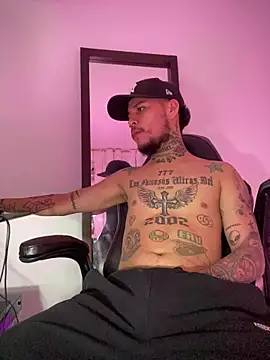 Junihn0 online show from October 10, 9:25 pm