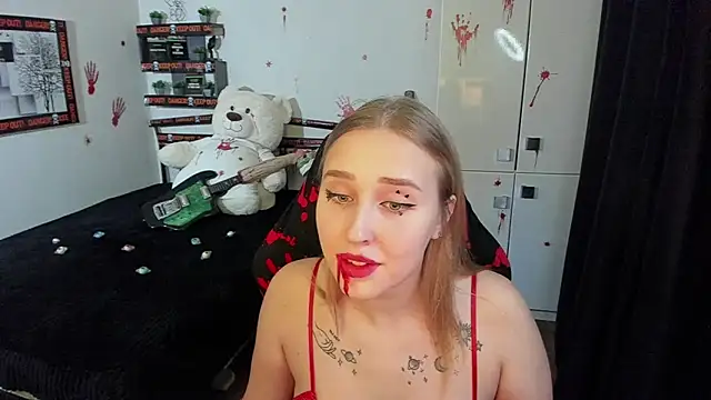 LinaTruly online show from October 23, 9:35 pm