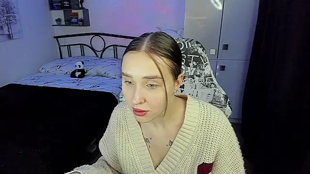 LinaTruly online show from November 10, 9:47 pm