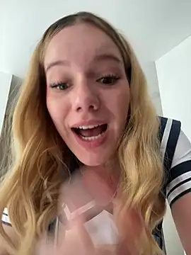 NicoleCut online show from February 23, 5:07 pm