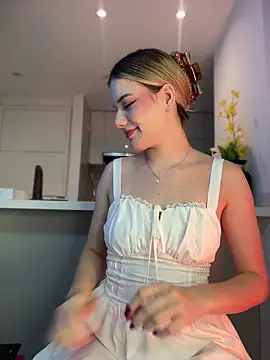 NicoleCut online show from March 28, 11:26 pm