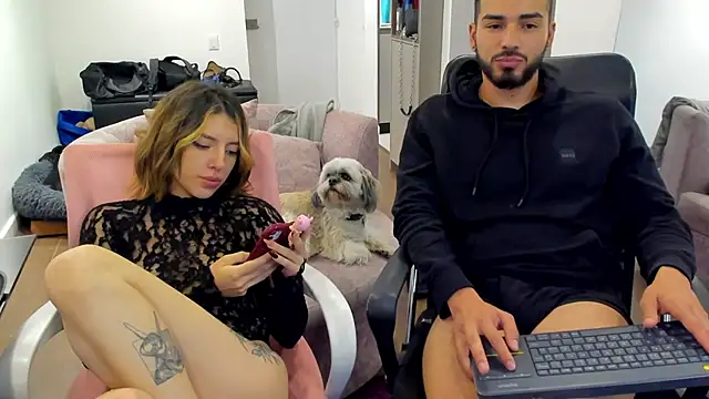 savage sweethearts online show from March 6, 3:02 am