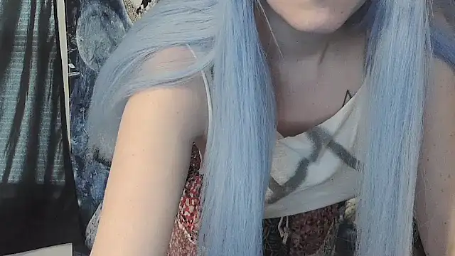  hellostormy  online show from January 31, 8:18 pm