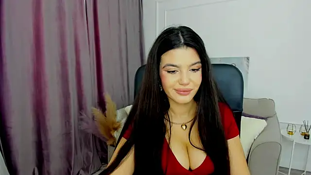 Snapshot of AlluringAriel chatting on February 27, 6:40 am AlluringAriel online show from February 27, 6:40 am