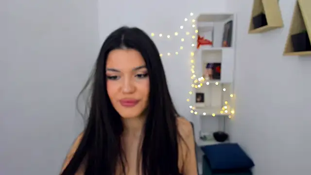 Snapshot of AlluringAriel chatting on March 22, 3:42 pm AlluringAriel online show from March 22, 3:42 pm