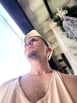 adam-rivera online show from December 3, 5:00 pm