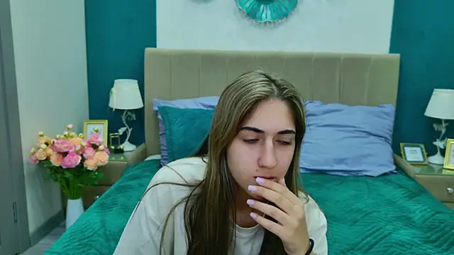 Teresa Stane online show from February 22, 5:23 am