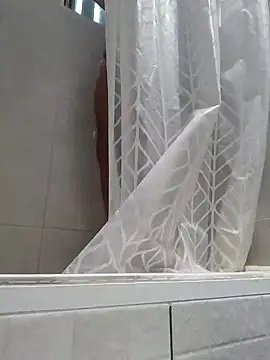 Snapshot of ariel-rick chatting on December 13, 9:02 am ariel-rick online show from December 13, 9:02 am