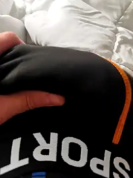 Snapshot of ariel-rick chatting on December 24, 9:17 am ariel-rick online show from December 24, 9:17 am