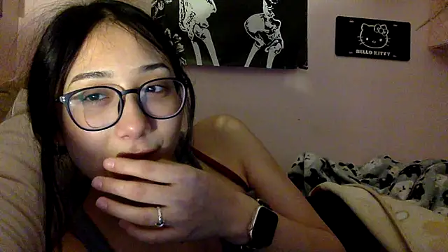 Snapshot of tokyobaby chatting on December 11, 5:32 am tokyobaby online show from December 11, 5:32 am