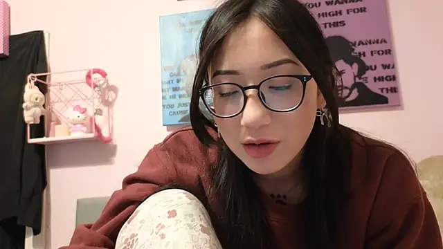 Snapshot of tokyobaby chatting on February 10, 3:57 am tokyobaby online show from February 10, 3:57 am