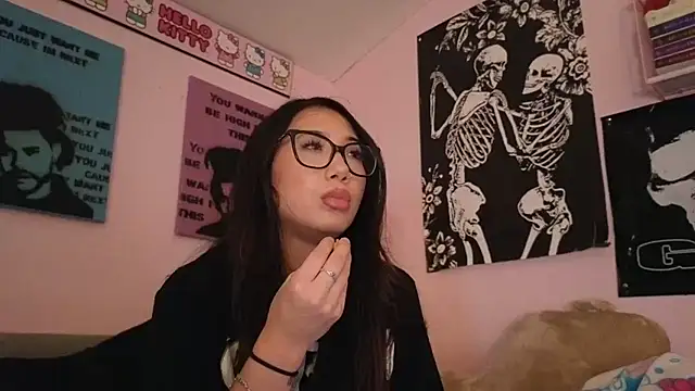 Snapshot of tokyobaby chatting on September 28, 7:25 am tokyobaby online show from September 28, 7:25 am