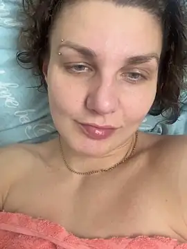 Snapshot of Magic__smile chatting on November 30, 12:20 pm Magic smile online show from November 30, 12:20 pm