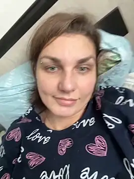 Snapshot of Magic__smile chatting on December 5, 10:24 am Magic smile online show from December 5, 10:24 am