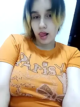 Snapshot of Keidy_rojas1 chatting on February 4, 4:05 am Keidy rojas1 online show from February 4, 4:05 am