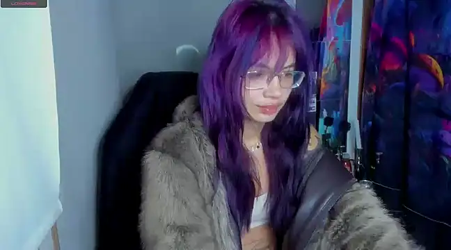 Snapshot of _sakae_ chatting on December 11, 10:27 pm  sakae  online show from December 11, 10:27 pm