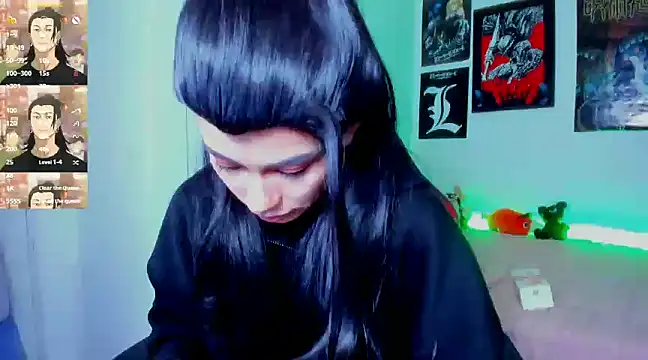 Snapshot of _sakae_ chatting on January 18, 12:13 am  sakae  online show from January 18, 12:13 am