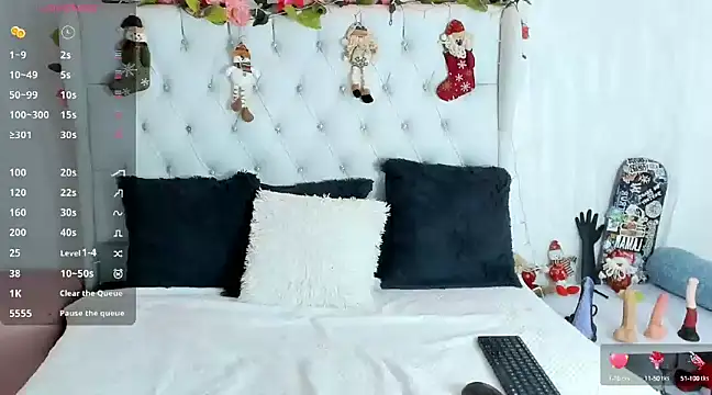 Snapshot of Valerik_cano1 chatting on December 17, 7:15 pm Valerik cano1 online show from December 17, 7:15 pm