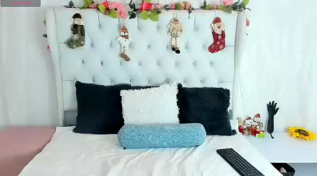 Snapshot of Valerik_cano1 chatting on December 26, 12:16 pm Valerik cano1 online show from December 26, 12:16 pm