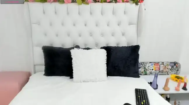 Snapshot of Valerik_cano1 chatting on January 21, 7:06 pm Valerik cano1 online show from January 21, 7:06 pm