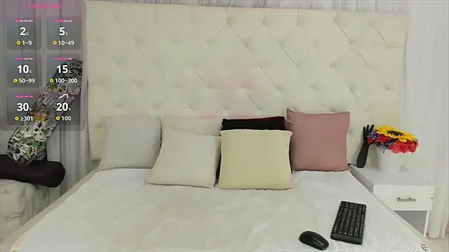Snapshot of Valerik_cano1 chatting on September 15, 12:16 pm Valerik cano1 online show from September 15, 12:16 pm
