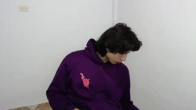 pervertsteens3 online show from February 16, 3:19 pm