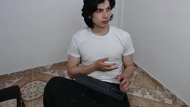 pervertsteens3 online show from February 24, 3:04 am