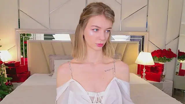 MeganMour online show from January 13, 5:07 pm