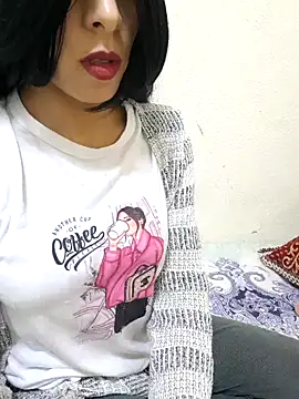 Snapshot of Linda-53 chatting on February 28, 10:17 pm Linda-53 online show from February 28, 10:17 pm