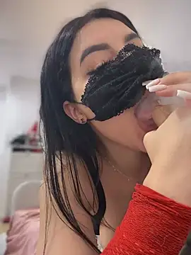 reema6969 online show from December 19, 11:14 pm