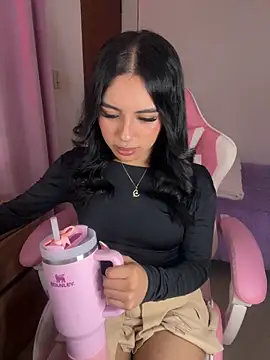 Emily-14 online show from February 3, 4:43 am