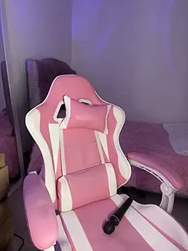 Emily-14 online show from April 13, 7:25 am