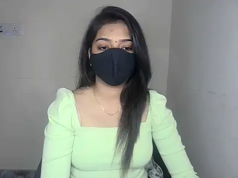 kritikadoll online show from April 15, 5:25 am