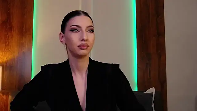 SkylerSpark online show from April 16, 7:36 pm