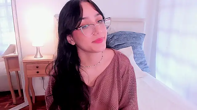 Snapshot of jaade_evergreen chatting on December 27, 3:48 pm jaade evergreen online show from December 27, 3:48 pm