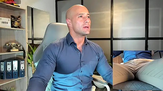 Snapshot of ryan_master_ chatting on December 17, 7:59 pm ryan master online show from December 17, 7:59 pm