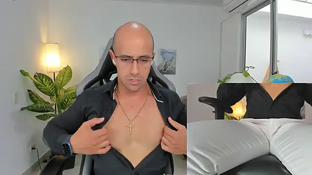 Snapshot of ryan_master_ chatting on December 19, 4:24 pm ryan master online show from December 19, 4:24 pm