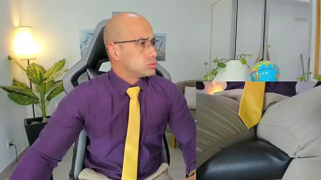 Snapshot of ryan_master_ chatting on December 24, 1:17 pm ryan master online show from December 24, 1:17 pm